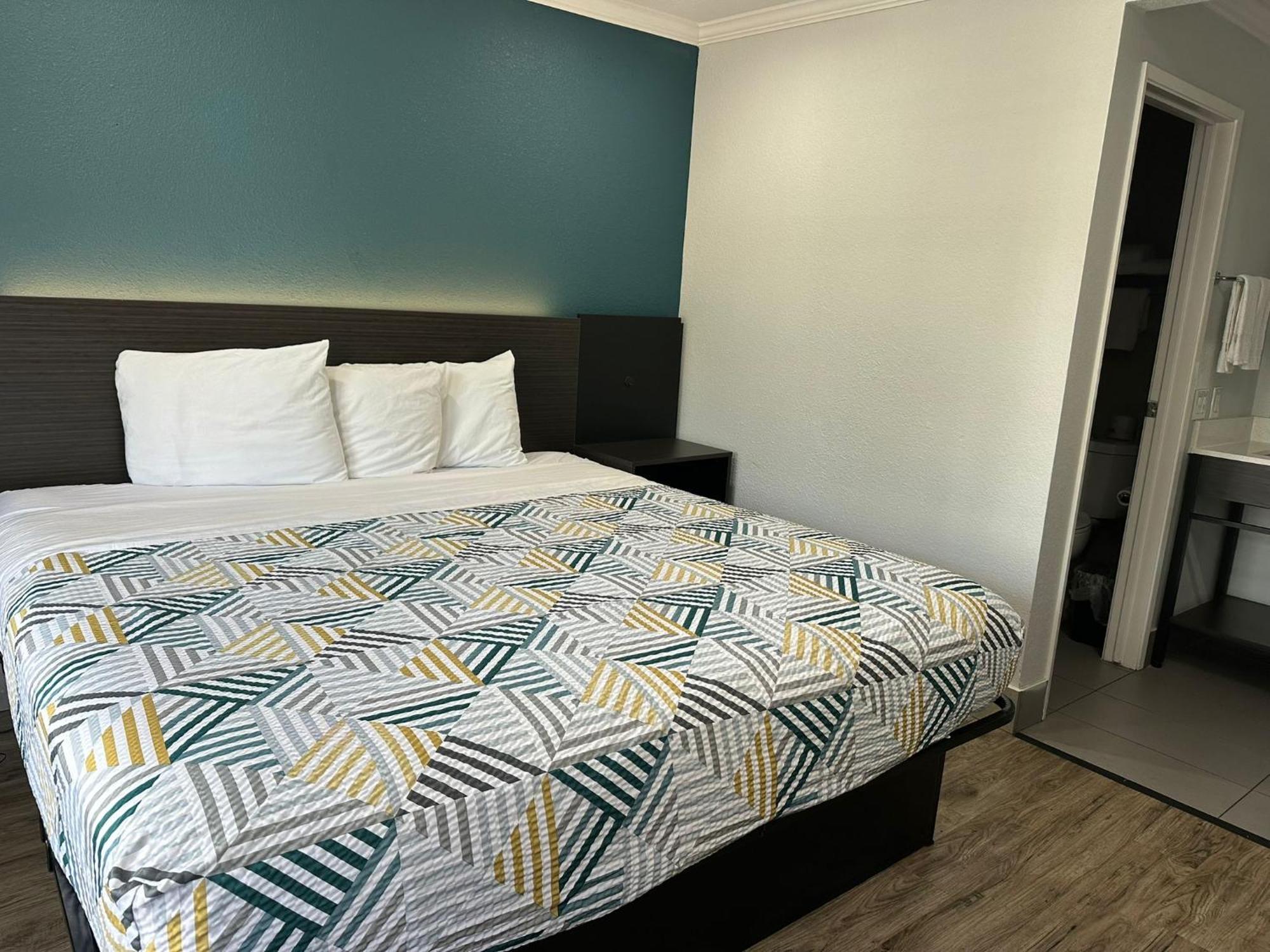 Studio 6 Suites San Ysidro Ca San Diego South Bay Exterior foto