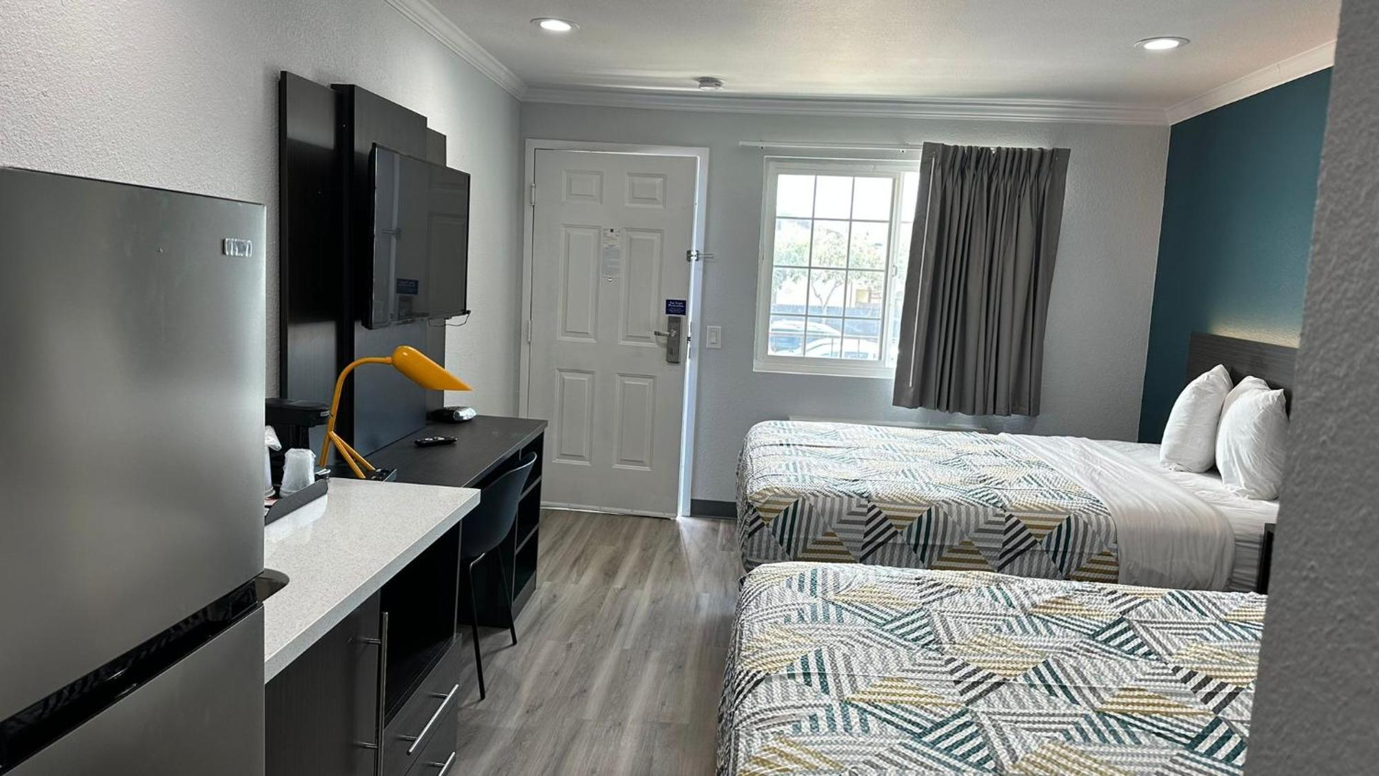 Studio 6 Suites San Ysidro Ca San Diego South Bay Exterior foto