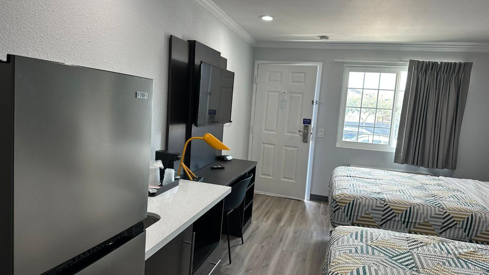Studio 6 Suites San Ysidro Ca San Diego South Bay Exterior foto