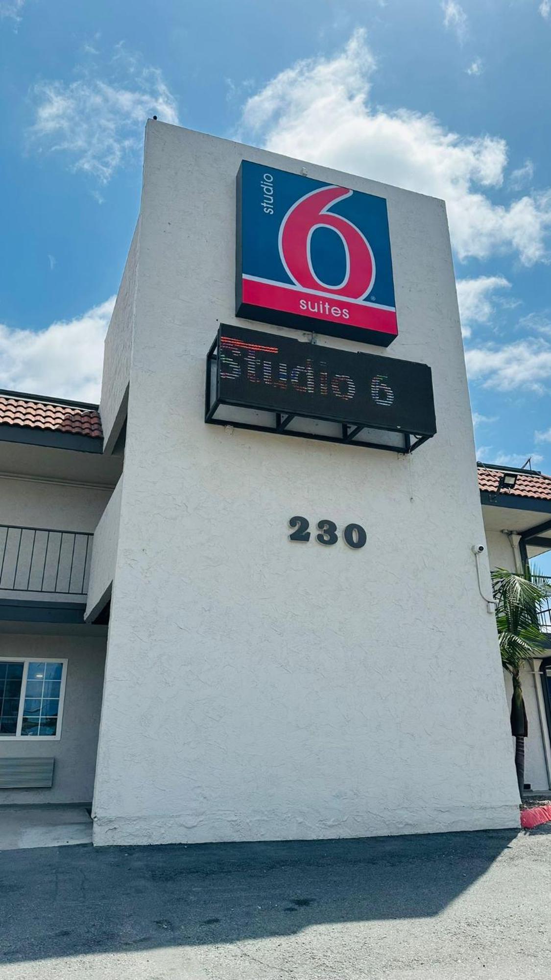 Studio 6 Suites San Ysidro Ca San Diego South Bay Exterior foto